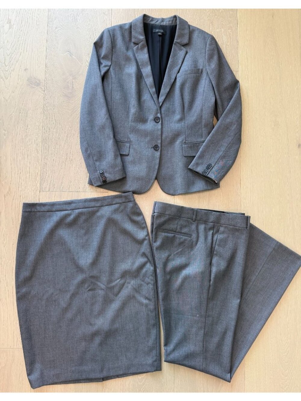 Ann Taylor Gray Suit Bundle 3-Piece: Blazer, Pants, Skirt Size 12T / 14T